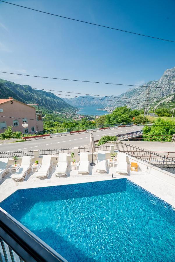 Boka Bay 2 Apartment Kotor Luaran gambar