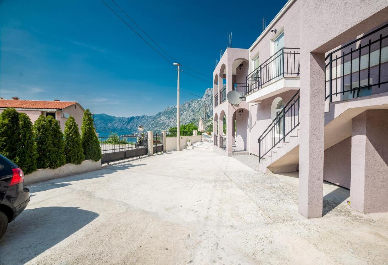 Boka Bay 2 Apartment Kotor Luaran gambar