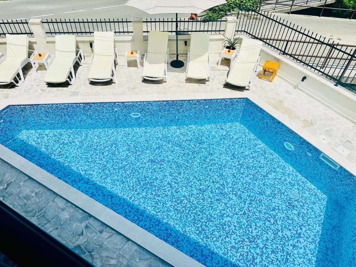 Boka Bay 2 Apartment Kotor Luaran gambar